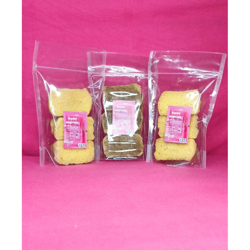

Bagelan MeltCrunch Kemasan Mini (Beli 2 gratis 1)