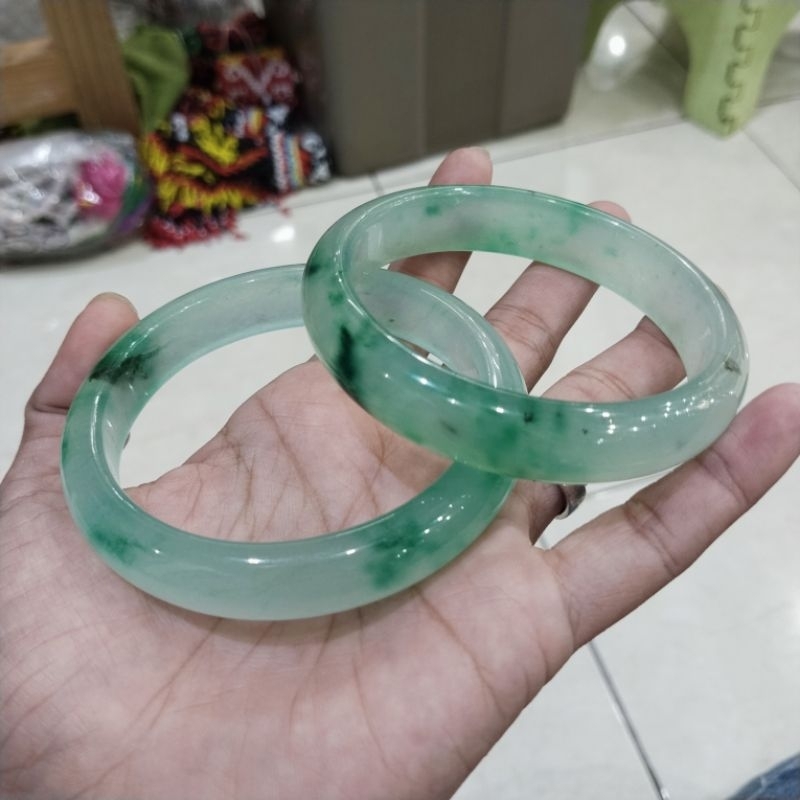 Gelang Batu Giok Hijau Lumut Putih Bening