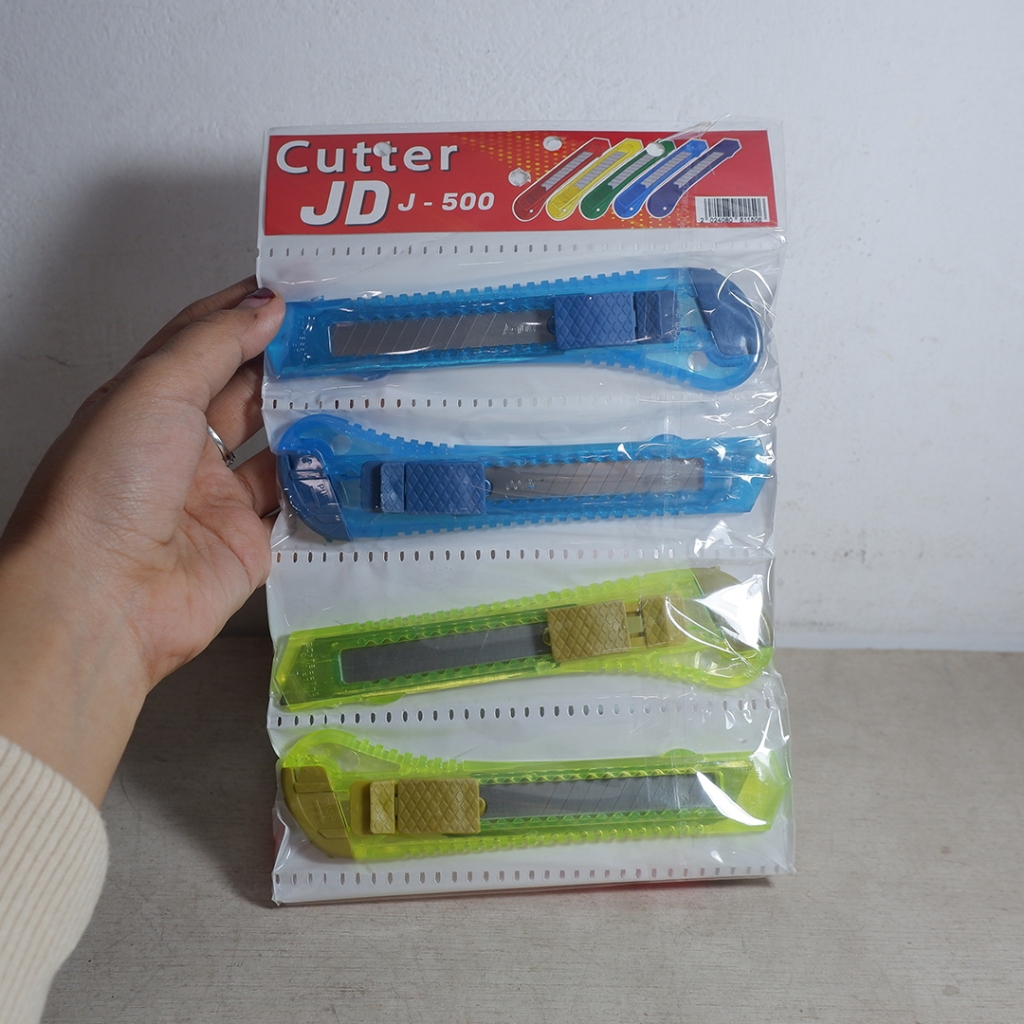 

[12 Pcs] Nerrd Paket Hemat Grosir Pisau Cutter Bening Murah 1 Renteng Isi 12 Pcs