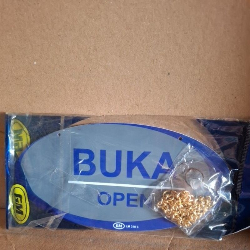 

GM LABEL BUKA TUTUP pakai rantai berbentuk oval diameter 17 cm lebar 9cm