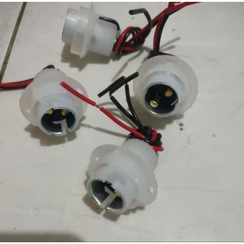 SOKET FITTING LAMPU KAKI 1 DAN KAKI 2 COORDINATES, HARGA PER 1 PCS