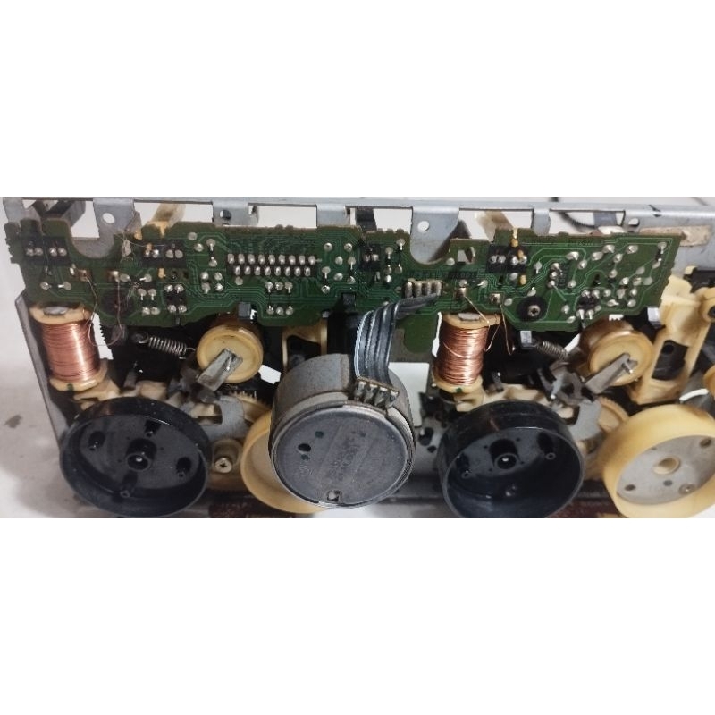 Mekanik pemutar kaset pita Sony
