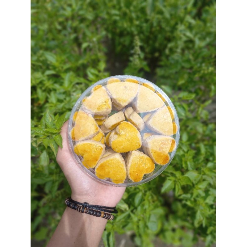 

Kue Kacang, Toples bulat 500gr, lembut manis gurih lezat, by Permata Cookies