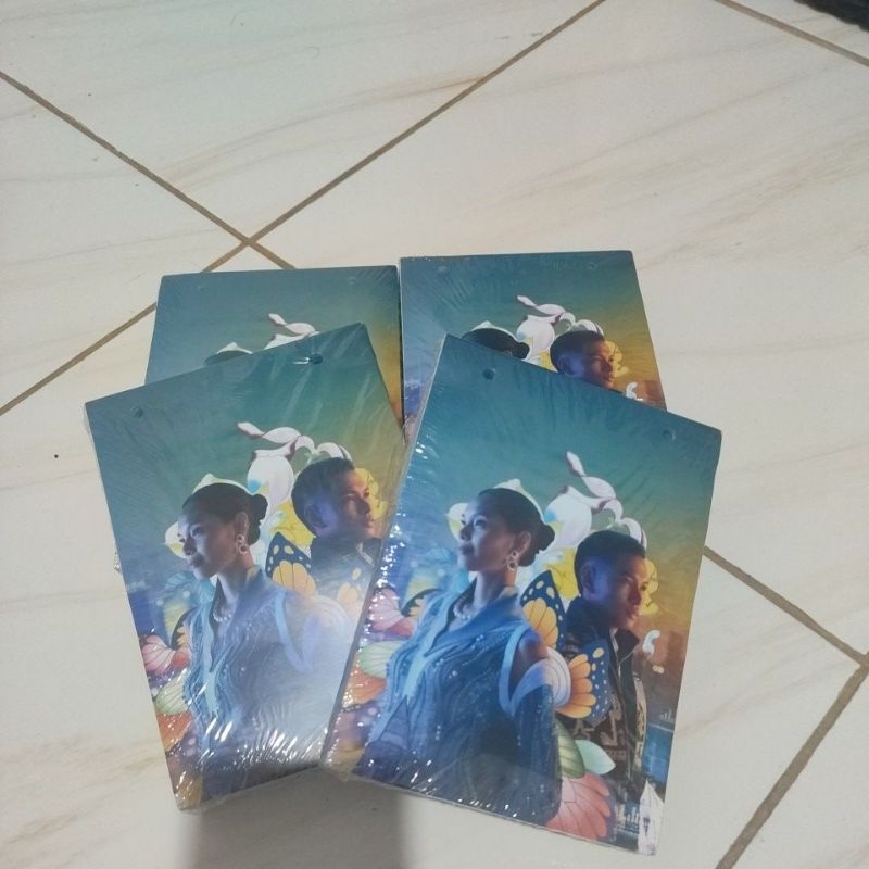 

Kalender harian / kalender sobek / kalender dinding Bank Mandiri 2025