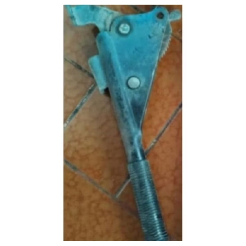 tarikan rem tangan mobil carry 10