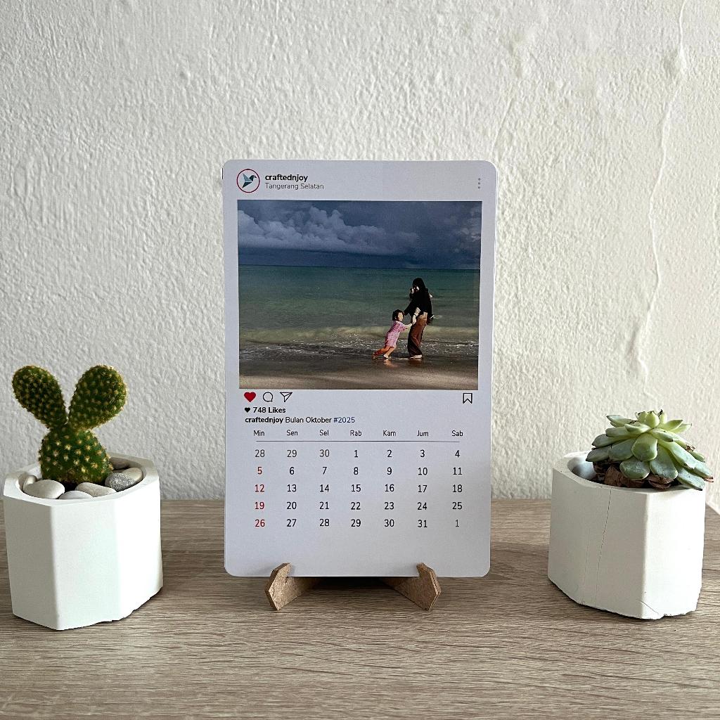 

[Custom Foto] Kalender Meja Frame Instagram untuk Meja Kerja