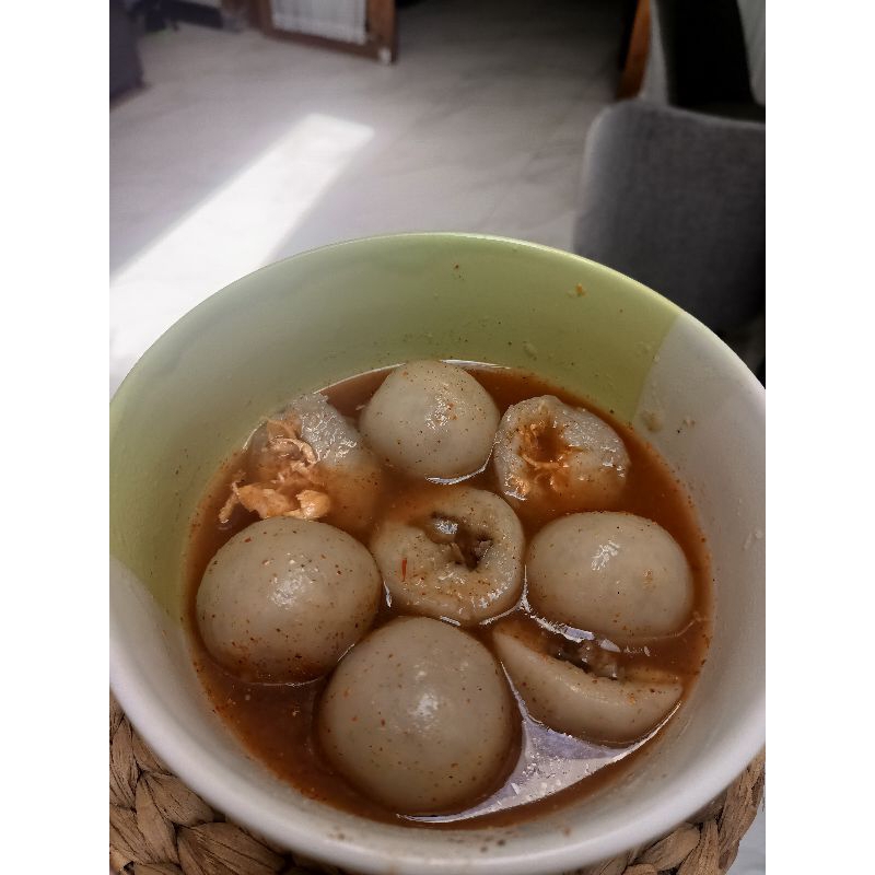 

Baso aci GBR BESAR ,Tetelan mix ayam suwir mercon,pedes nampol,gurih,nagih,mantap,enak