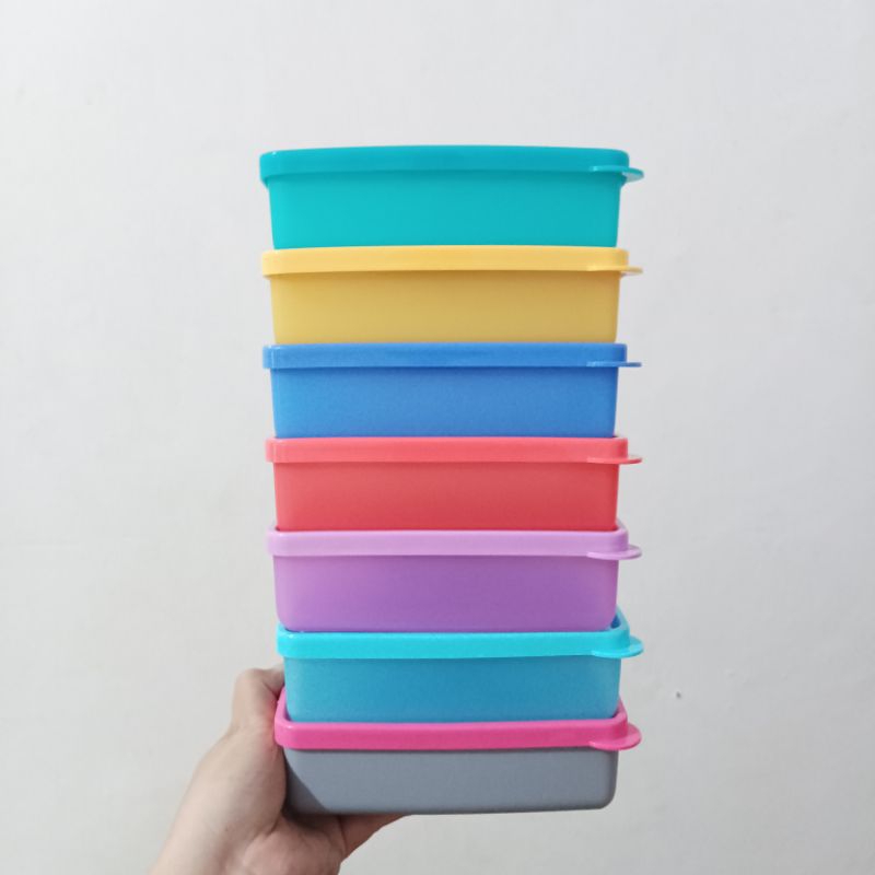 Medium Square Away Tupperware