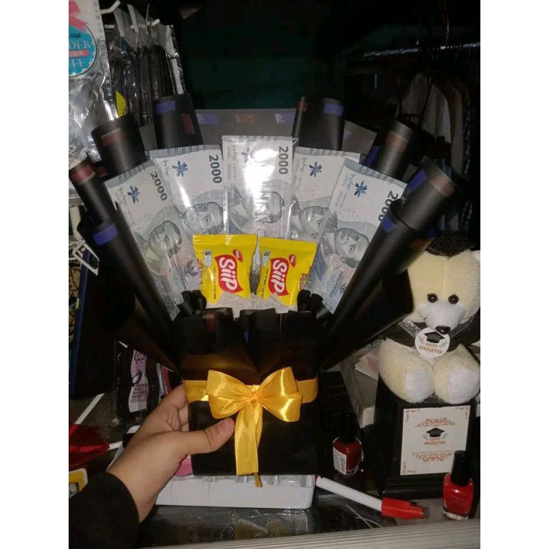 

buket uang 5 lembar +snack