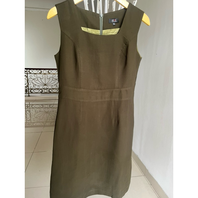 Preloved Dress AFAF Hijau Army XL