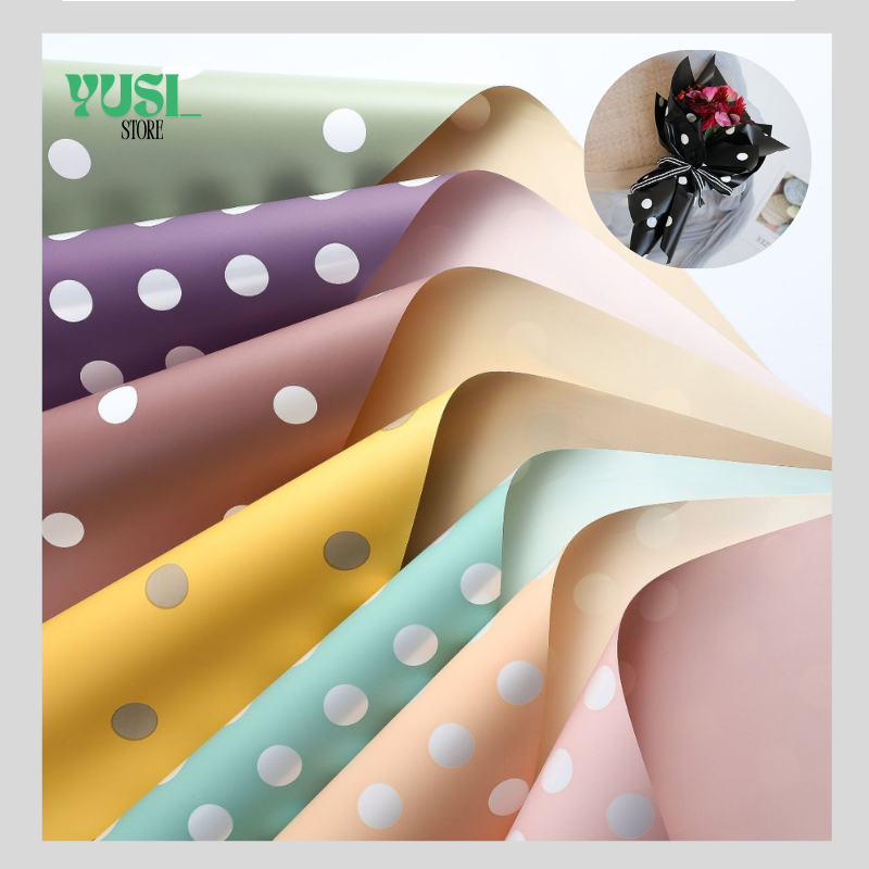 

Isi 20 LEMBAR Kertas Buket Polkadot Pembungkus Bunga Waterproof Flower Wrapping Cellophane KB042