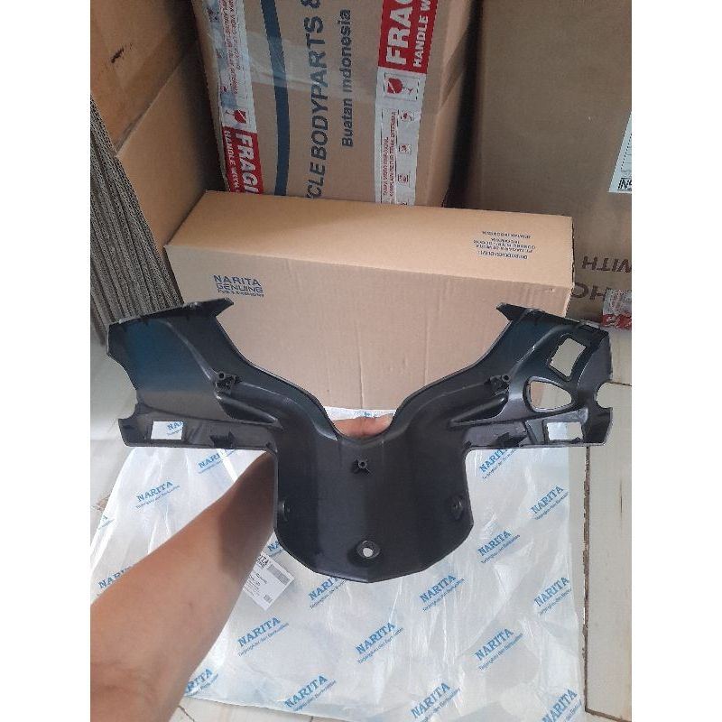 batok kepala lampu belakang Vario 125 fi old
