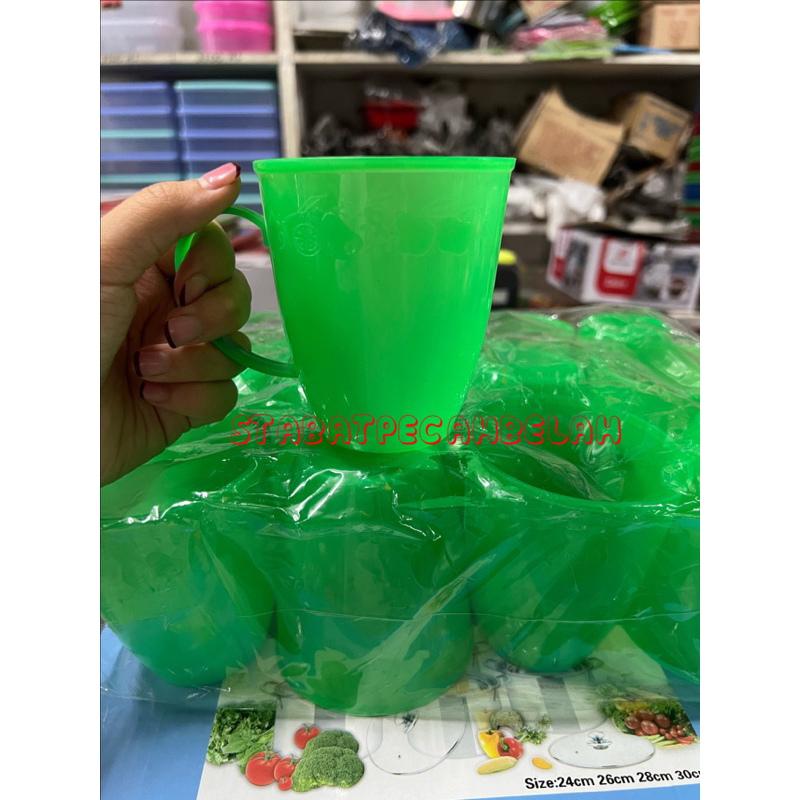Cangkir plastik gagang GM