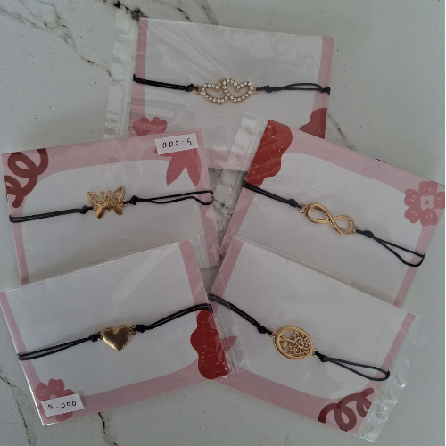 GELANG TALI HITAM KEKINIAN - CHARMS EMAS SIMPLE DAN ELEGAN