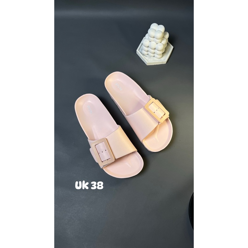 PVN Sandal Tali - YUI PVN