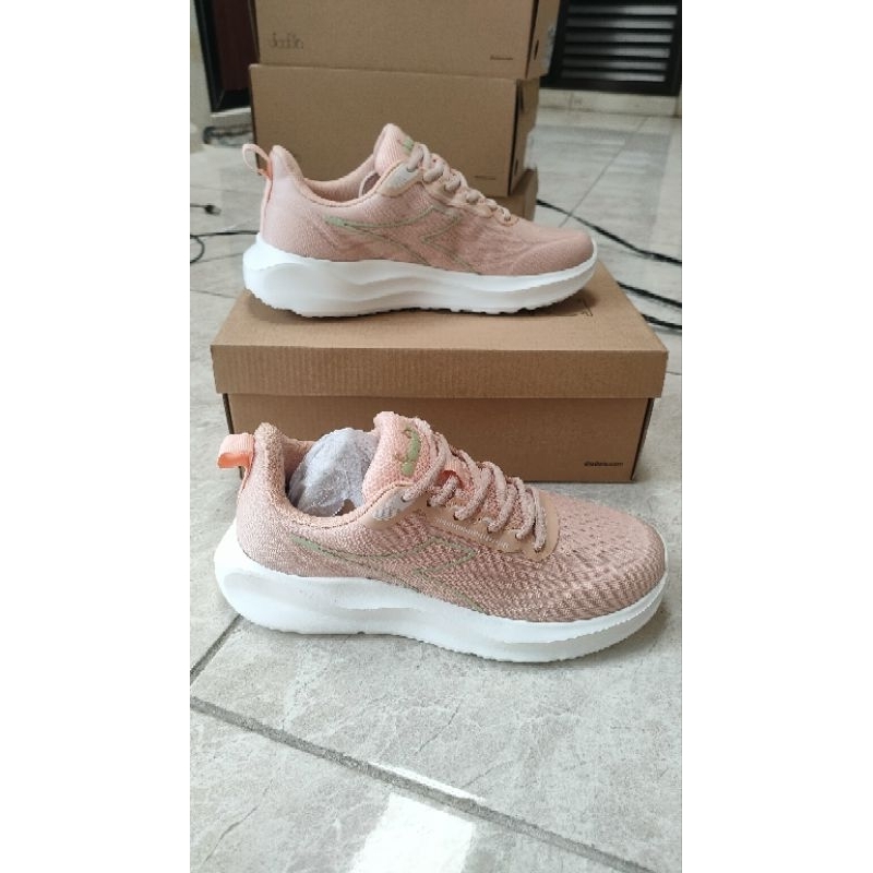 sepatu DIADORA Women Original