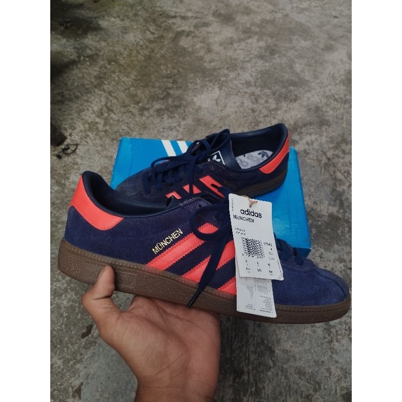 SEPATU ADIDAS MUNCHEN CW DUBLIN 42