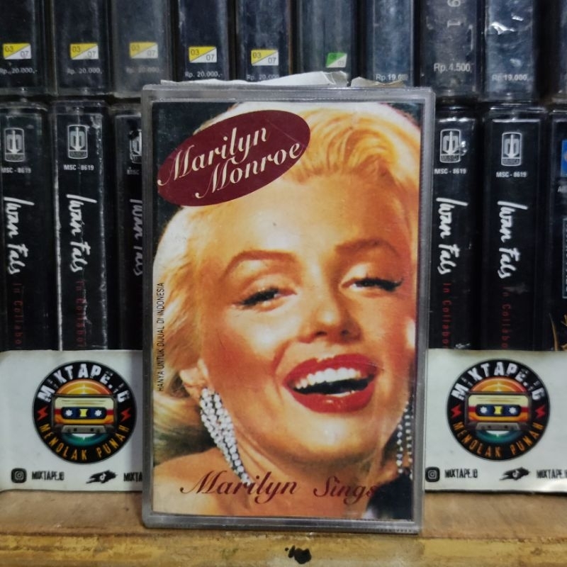Kaset Pita - Marilyn Monroe - Marilyn Sings - Radio Tape - Kaset - Radio - Pemutar Kaset - Retro - C
