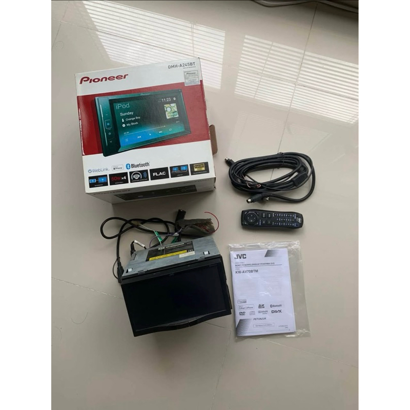 Head Unit JVC Kenwood Mitsubishi Outlander 2013 Second - KW AV70BTM