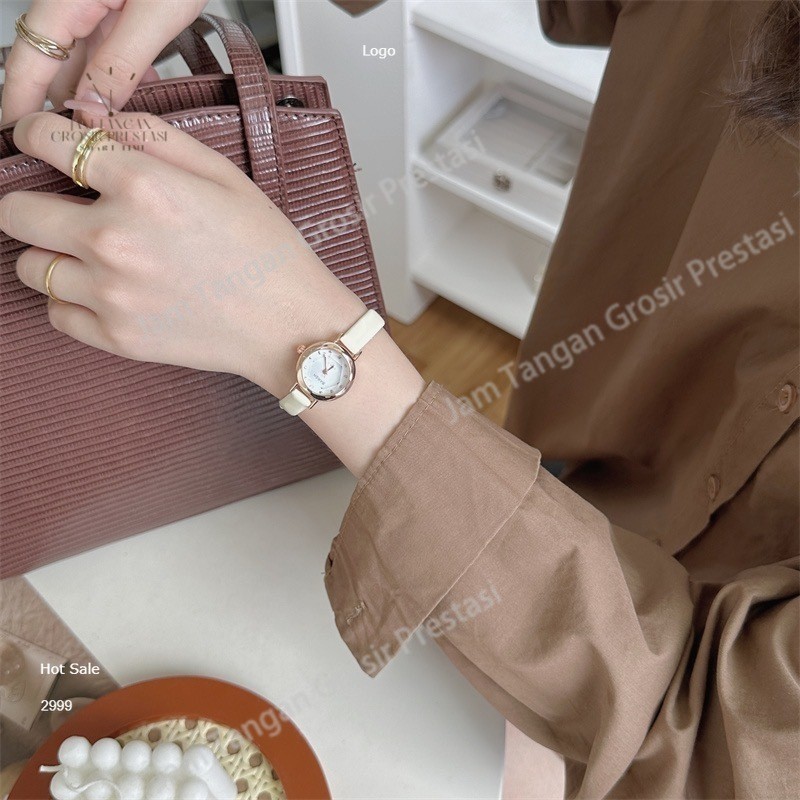BHEEMSTORE - Jam Tangan Wanita Kecil Fashion Kulit Asli dengan Kaca Memotong