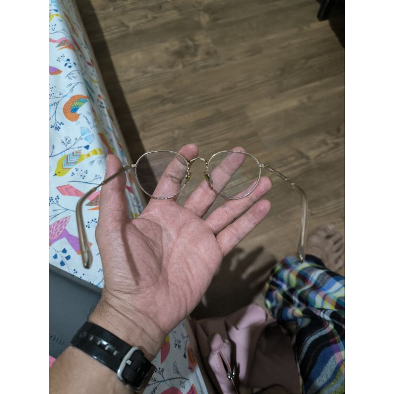 Kacamata Saturday. ori preloved