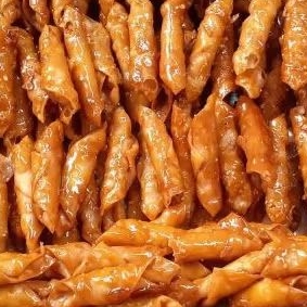 

kacang umpet toples 1000ml berat 400gram