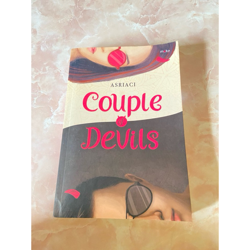 Preloved Novel Bhumi Cinta Paling Rumit Daun yang Jatuh Tidak Pernah Membenci Angin A Very Yuppy Wed