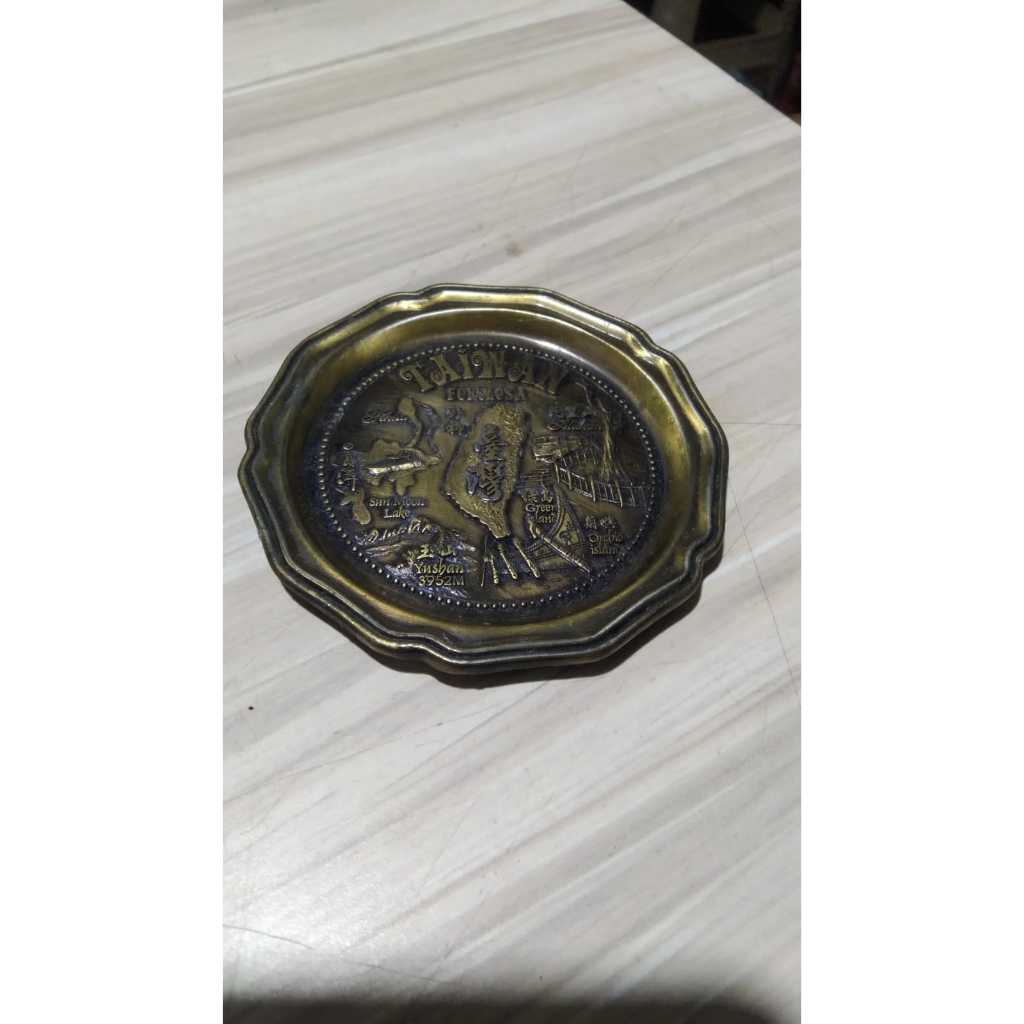 Piring Logam Taiwan Kuno Jadul Antik