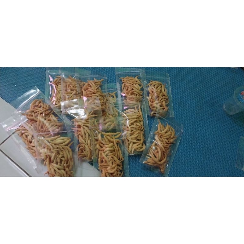 

telor gabus keju 100gr