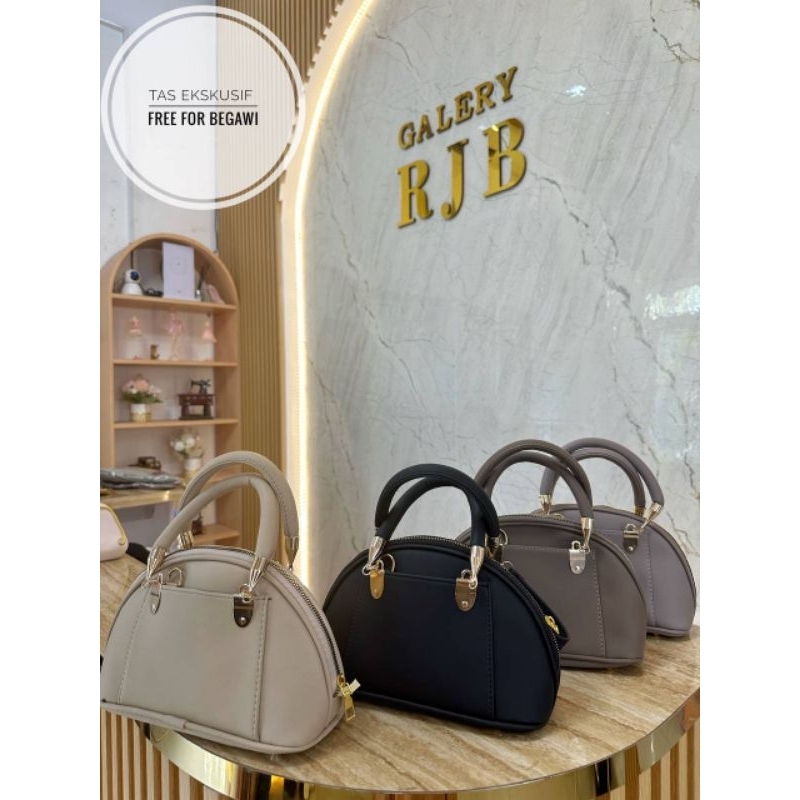 Begawi bag by myklambi