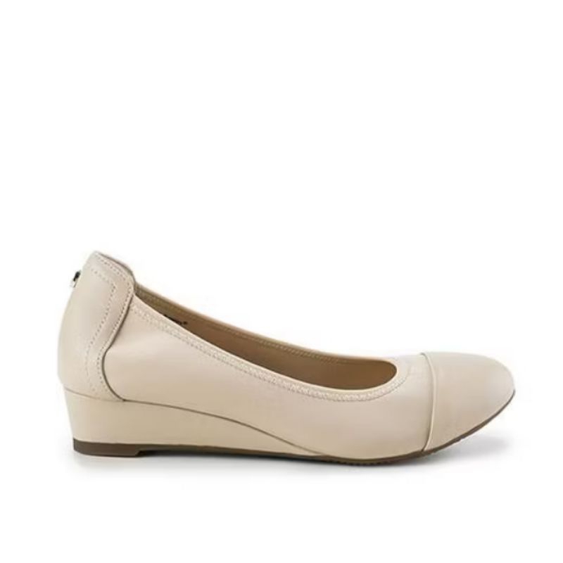 Hush Puppies Adelyn Umma Sepatu Wedges Wanita