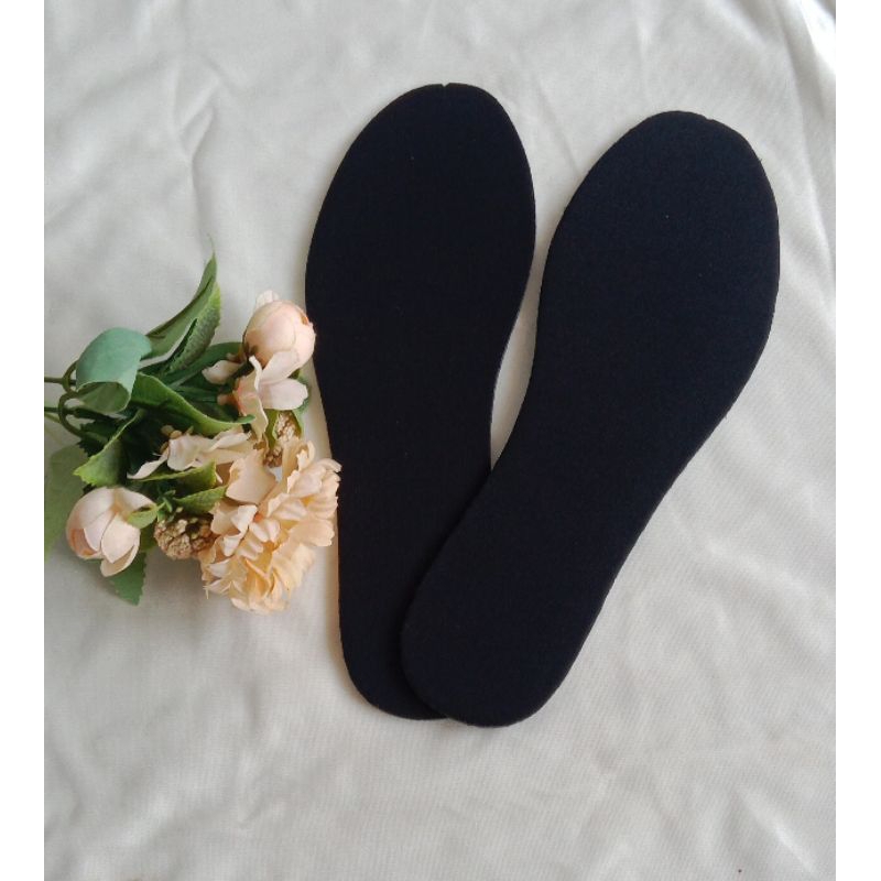 Insole sepatu / Alas dalam sepatu