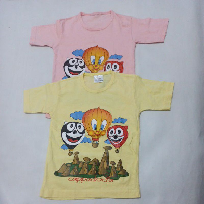PRELOVED 2 PCS KAOS ANAK LENGAN PENDEK CAPPADOCIA