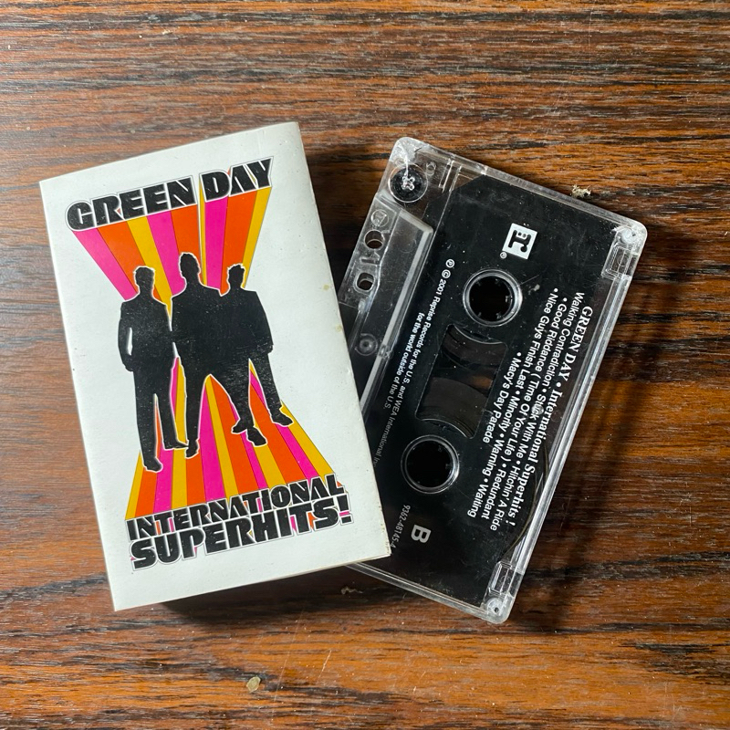 KASET PITA GREEN DAY - INTERNATIONAL SUPERHITS