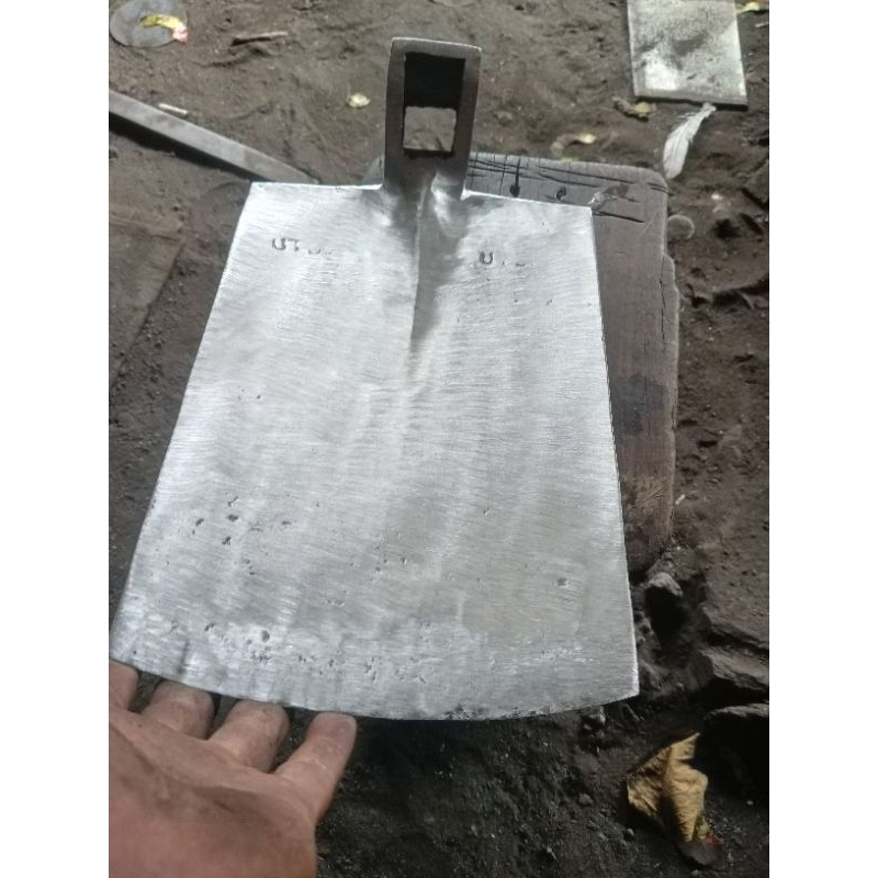 Alat pertanian cangkul baja isen