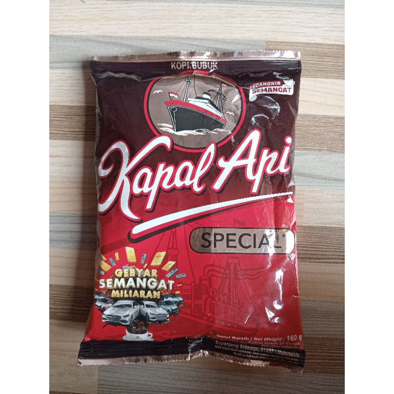 

Kopi Bubuk Rencengan Kapal Api Special Mix ( Isi 10 Sachet )