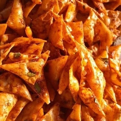 

KERIPIK PANGSIT PEDAS