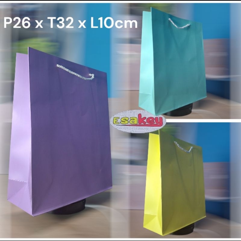 

Paper Bag Gift Premium Polos Elegan