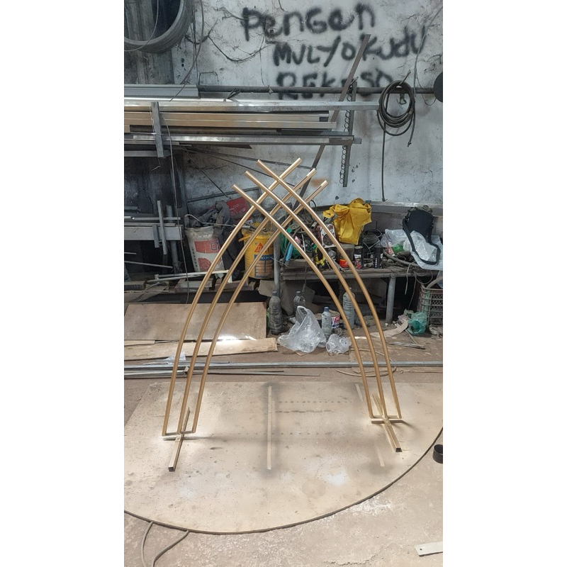 GUBUG DEKORASI PRASMANAN DEKORASI MEJA PRASMANAN