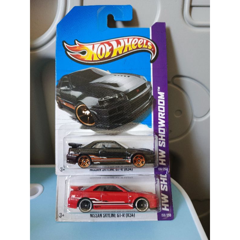 HOTWHEELS NISSAN R34 SKYLINE PAKET MERAH HITAM