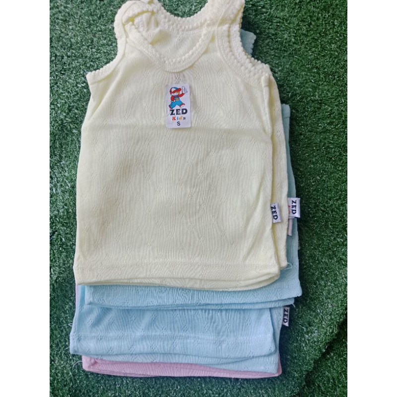 kaos dalamZED Kids ukuran S