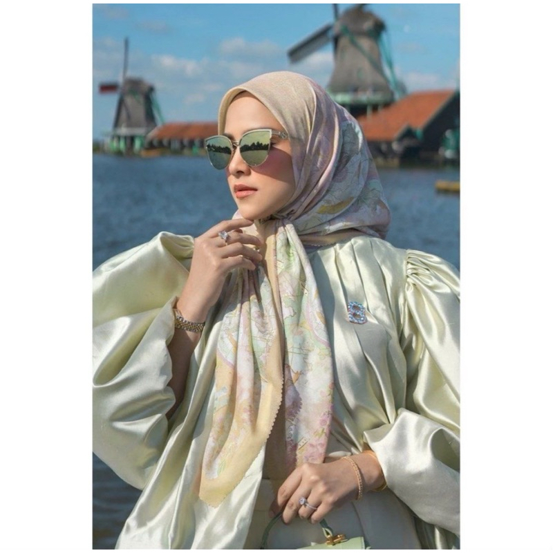 preloved Buttonscarves XL - Teh Journey Jeddah