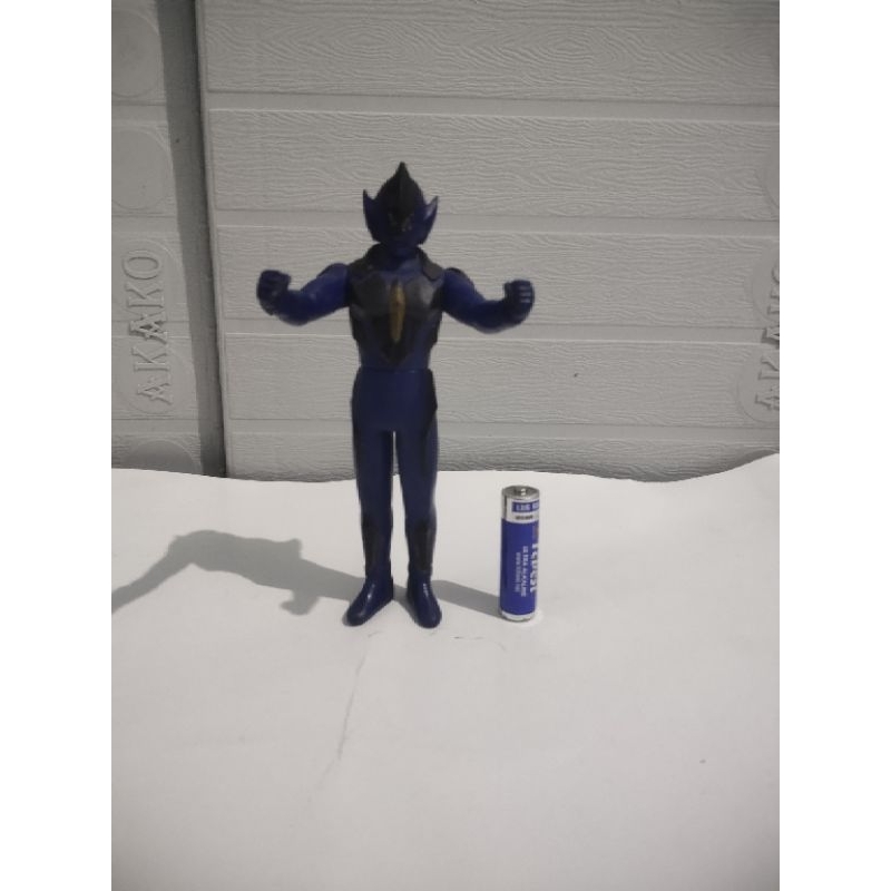 Mainan Anak action figure ultraman ori bandai sesuai gambar