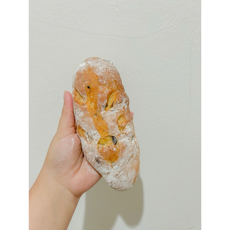 

CRANBERRY CHEESE BREAD PREMIUM