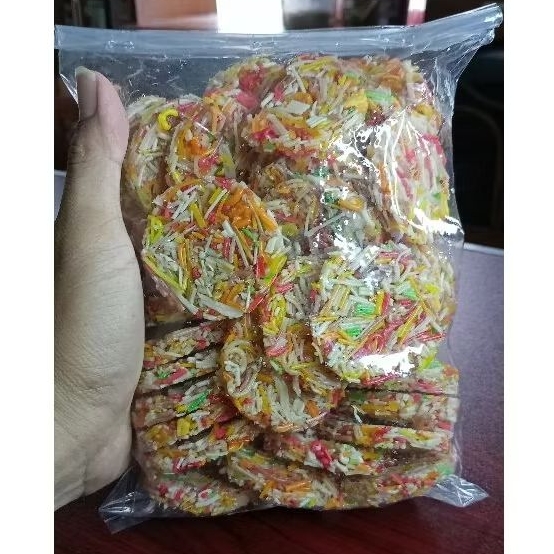

KERUPUK GERANDONG ATAU KERUPUK MANOHARA MENTAH