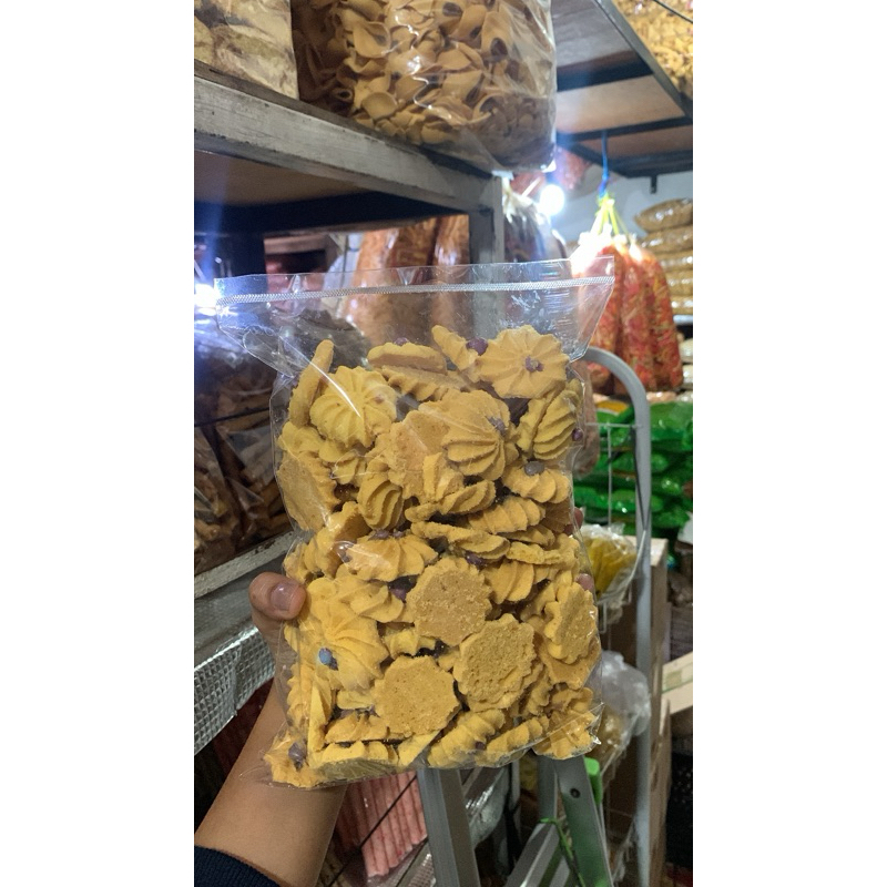 

BANGKET KEMBANG CEPLOK