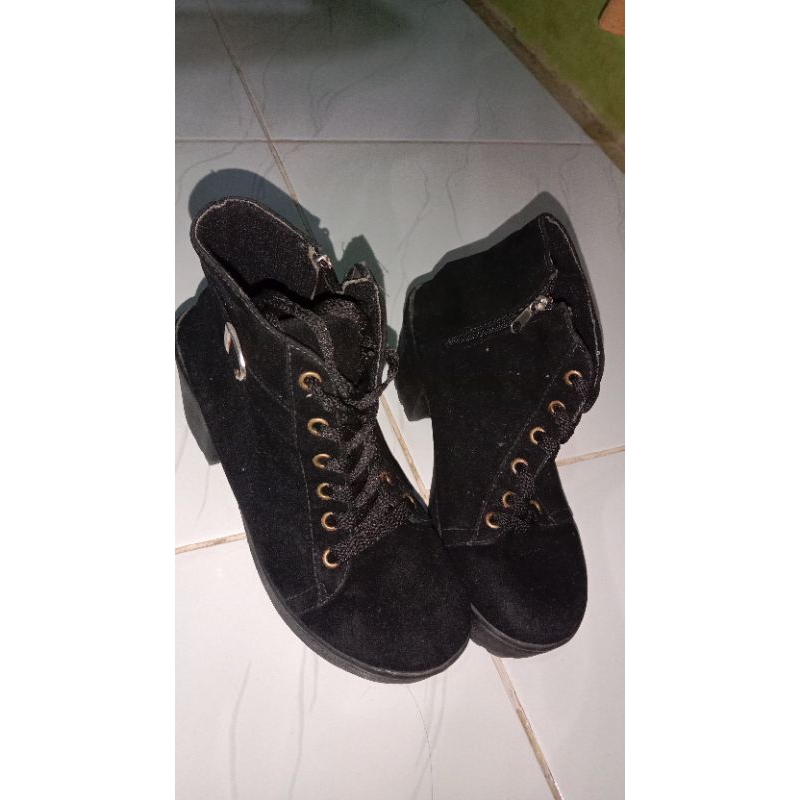 Sepatu Boots wanita korean