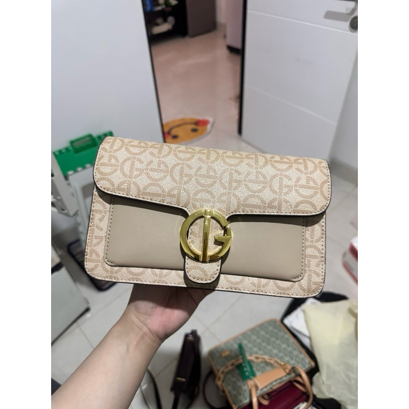 SALE TAS GUFEINI MADELYN BAGS PRELOVED