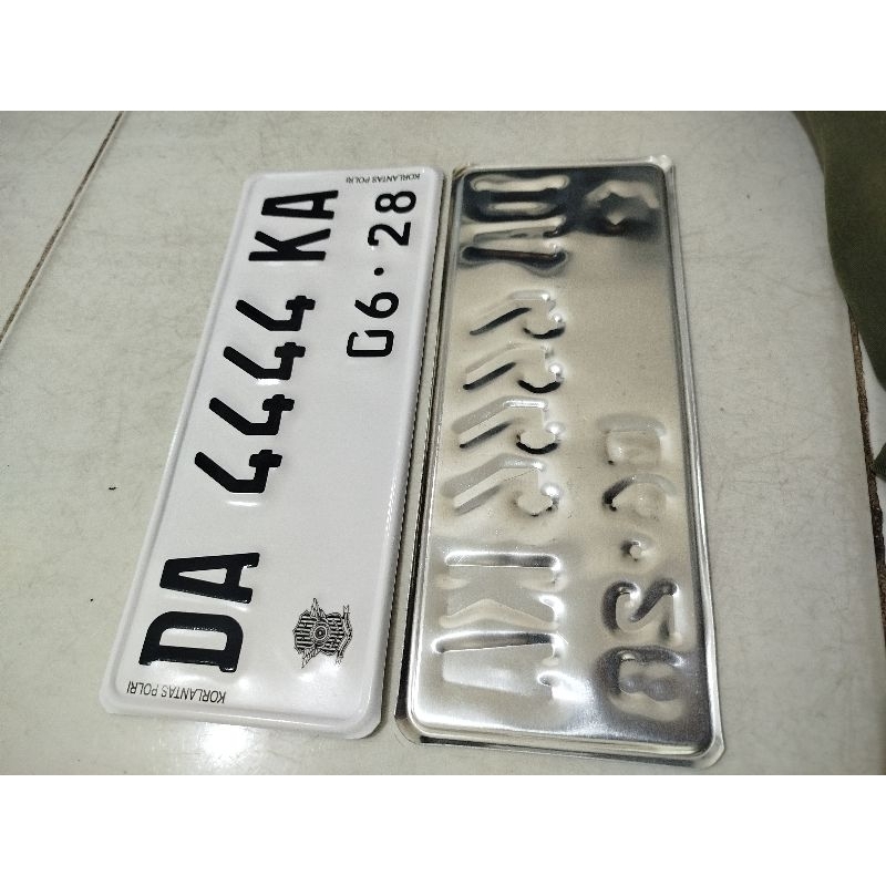 PlatNomor FontBaru VariasiStiker