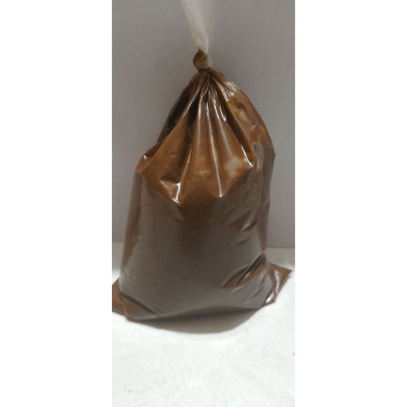 

Selai Coklat kg an bahan tambahan ,isi,campuran toping